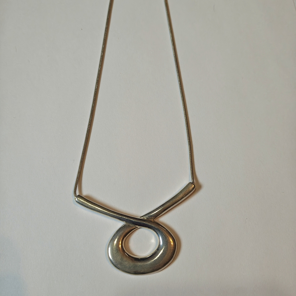 Elegant Silver Necklace
